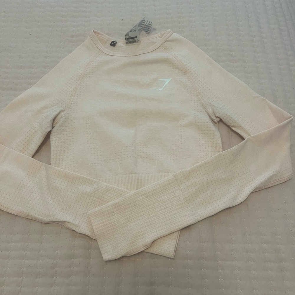 Light pink gymshark workout top